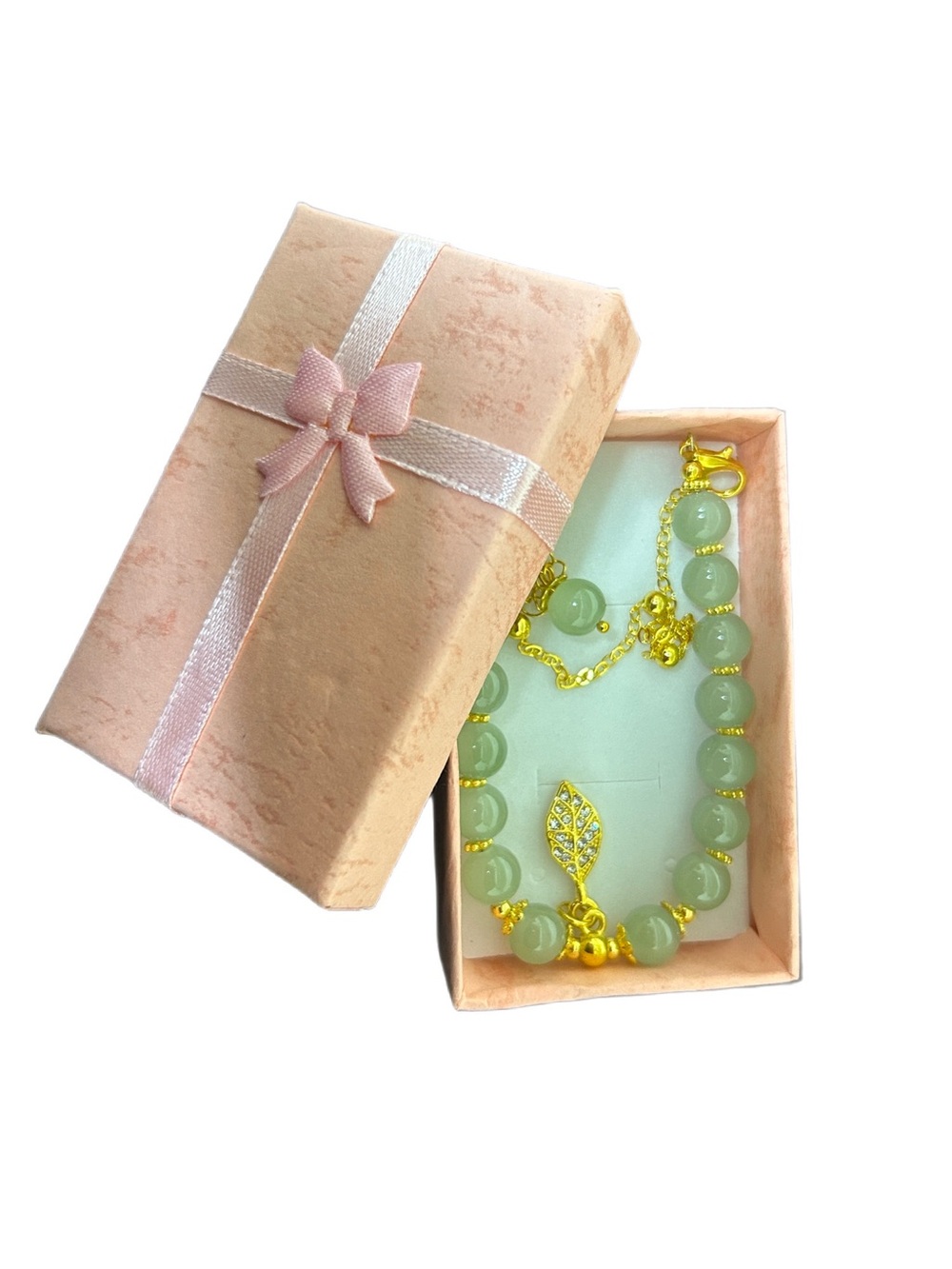 7” Green Beaded Bracelet with Leaf Charm